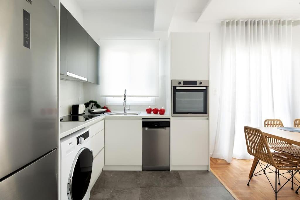 Blue Delta Apartment Palaio Faliro Athén Kültér fotó