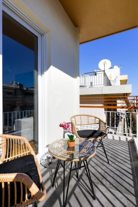 Blue Delta Apartment Palaio Faliro Athén Kültér fotó