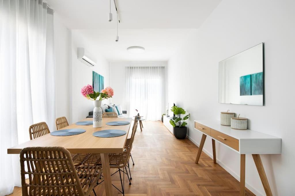 Blue Delta Apartment Palaio Faliro Athén Kültér fotó